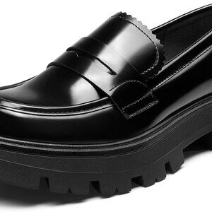 Women Chunky Loafers Faux Leather Size 10 Rubber Sole Slip-On Fashion